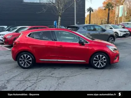 Photo 37 Renault Clio  E-Tech full hybrid 145