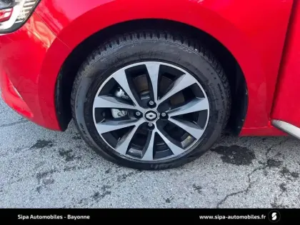 Photo 10 Renault Clio  E-Tech full hybrid 145