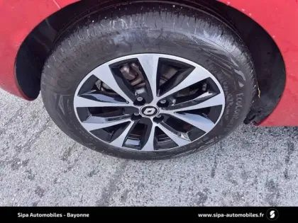 Photo 26 Renault Clio  E-Tech full hybrid 145