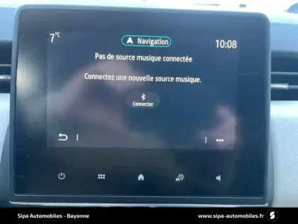 Photo 15 Renault Clio  E-Tech full hybrid 145