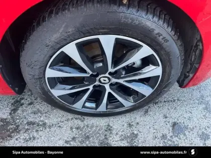 Photo 27 Renault Clio  E-Tech full hybrid 145