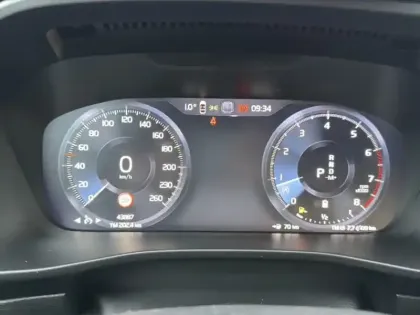 Photo 18 Volvo Xc40  B3 163 ch DCT7