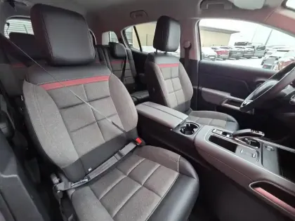 Photo 10 Citroën C5 aircross  Hybride Rechargeable 225 S&S e-EAT8