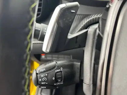 Photo 43 Peugeot 208  PureTech 100 S&S EAT8