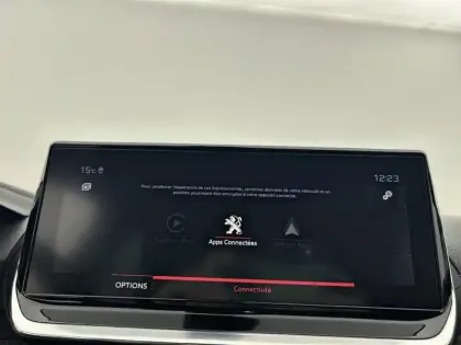 Photo 45 Peugeot 208  PureTech 100 S&S EAT8