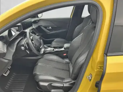 Photo 30 Peugeot 208  PureTech 100 S&S EAT8