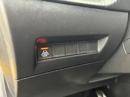 Photo 50 Peugeot 208  PureTech 100 S&S EAT8