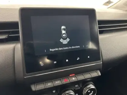 Photo 19 Renault Clio  E-Tech 140 - 21N