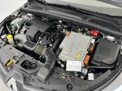 Photo 21 Renault Clio  E-Tech 140 - 21N