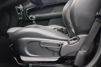 Photo 26 Mini Mini Countryman 125 - 95 ch ALL4 BVA6