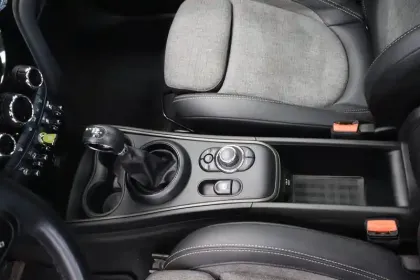 Photo 18 Mini Mini Countryman 125 - 95 ch ALL4 BVA6