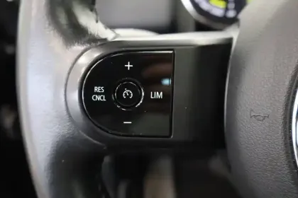 Photo 31 Mini Mini Countryman 125 - 95 ch ALL4 BVA6