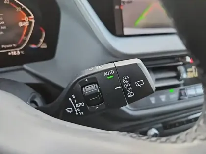 Photo 20 BMW Serie 1 118i 136 ch DKG7