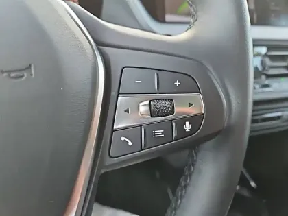 Photo 44 BMW Serie 1 118i 136 ch DKG7