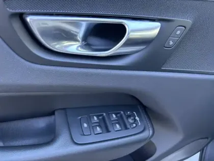 Photo 28 Volvo Xc60  B4 197 ch Geartronic 8