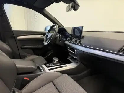 Photo 35 Audi Q5  Sportback 35 TDI 163 S tronic 7