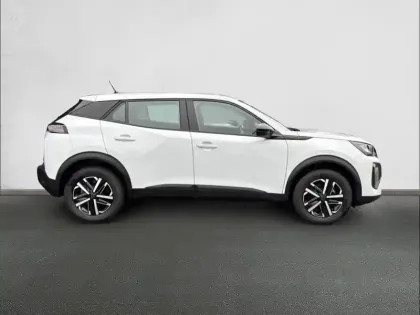 Photo 43 Peugeot 2008  Hybrid 145 e-DCS6