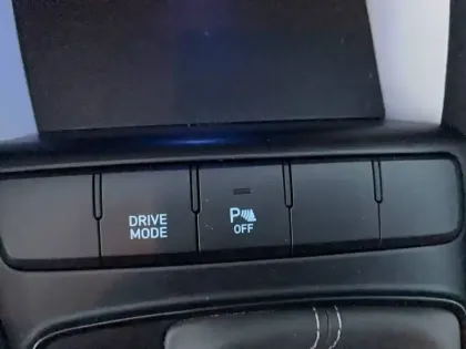 Photo 22 Hyundai Bayon  1.0 T-GDi 100 DCT-7 Hybrid 48V