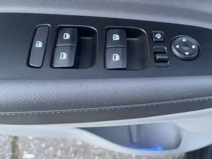 Photo 11 Hyundai Bayon  1.0 T-GDi 100 DCT-7 Hybrid 48V