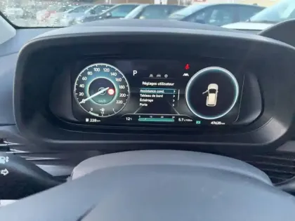 Photo 17 Hyundai Bayon  1.0 T-GDi 100 DCT-7 Hybrid 48V