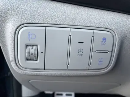 Photo 12 Hyundai Bayon  1.0 T-GDi 100 DCT-7 Hybrid 48V