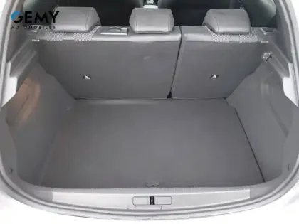 Photo 5 Peugeot 208  Hybrid 136 e-DCS6