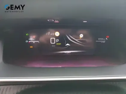 Photo 17 Peugeot 208  Hybrid 136 e-DCS6