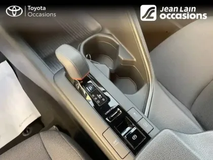 Photo 32 Toyota C-HR  Hybride 140