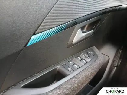 Photo 61 Peugeot 208  Electrique 50 kWh 136ch