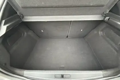 Photo 24 Peugeot 208  PureTech 100 S&S BVM6