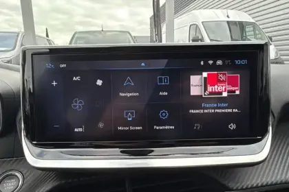 Photo 13 Peugeot 208  PureTech 100 S&S BVM6