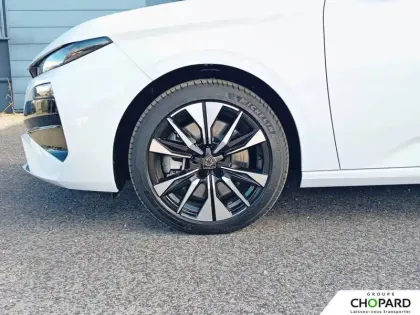 Photo 54 Peugeot 308  Plug-in Hybrid 195 ch e-DCS7
