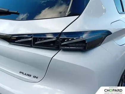 Photo 10 Peugeot 308  Plug-in Hybrid 195 ch e-DCS7