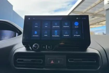 Photo 17 Peugeot Partner  FOURGON M 1000 KG BLUEHDI 130 S&S EAT8