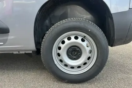 Photo 27 Peugeot Partner  FOURGON M 1000 KG BLUEHDI 130 S&S EAT8