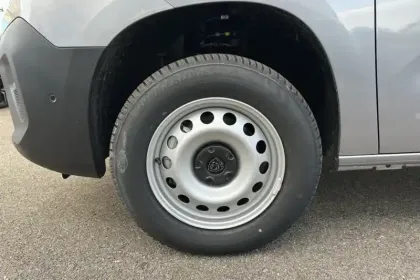 Photo 29 Peugeot Partner  FOURGON M 1000 KG BLUEHDI 130 S&S EAT8