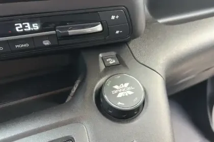 Photo 20 Peugeot Partner  FOURGON M 1000 KG BLUEHDI 130 S&S EAT8