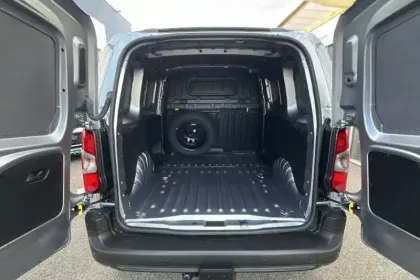 Photo 10 Peugeot Partner  FOURGON M 1000 KG BLUEHDI 130 S&S EAT8