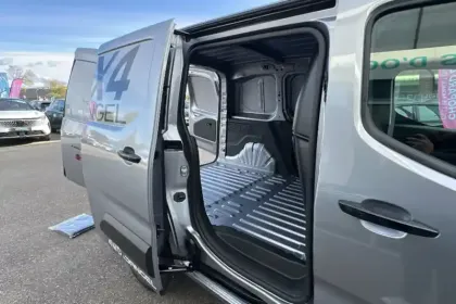 Photo 11 Peugeot Partner  FOURGON M 1000 KG BLUEHDI 130 S&S EAT8