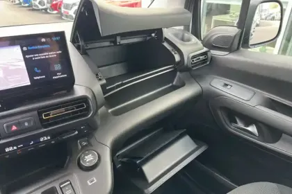 Photo 21 Peugeot Partner  FOURGON M 1000 KG BLUEHDI 130 S&S EAT8