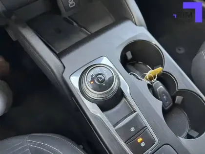 Photo 9 Ford Kuga  2.5 Duratec 190 ch FlexiFuel FHEV E85 Powershift