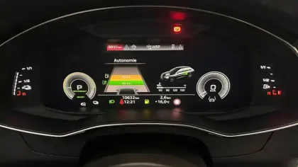 Photo 39 Audi A6  Avant 50 TFSIe 299 ch S tronic 7 Quattro