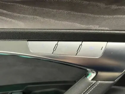 Photo 15 Audi A6  Avant 50 TFSIe 299 ch S tronic 7 Quattro