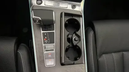 Photo 64 Audi A6  Avant 50 TFSIe 299 ch S tronic 7 Quattro