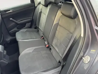 Photo 13 Volkswagen Polo  1.0 TSI 110 S&S DSG7