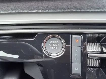 Photo 32 Peugeot 3008  Hybrid 145 e-DCS6