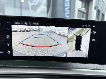 Photo 47 Peugeot 3008  Hybrid 145 e-DCS6