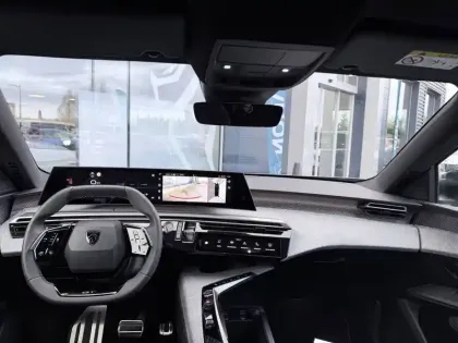 Photo 17 Peugeot 3008  Hybrid 145 e-DCS6