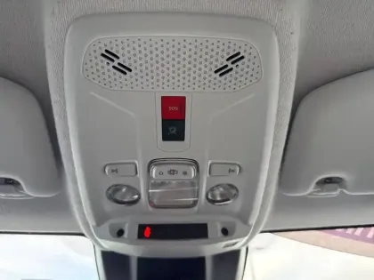 Photo 119 Peugeot 208  Hybrid 110 e-DCS6