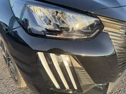 Photo 39 Peugeot 208  Hybrid 110 e-DCS6